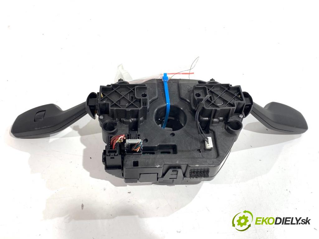 BMW F30 sedan 2015 180 kW 328 i xDrive 1997 Prepínač kombinovaný 9351143 (Prepínacie páčky pod volantom)