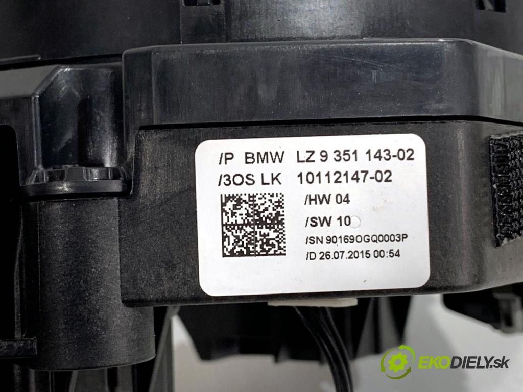 BMW F30 sedan 2015 180 kW 328 i xDrive 1997 Prepínač kombinovaný 9351143 (Prepínacie páčky pod volantom)