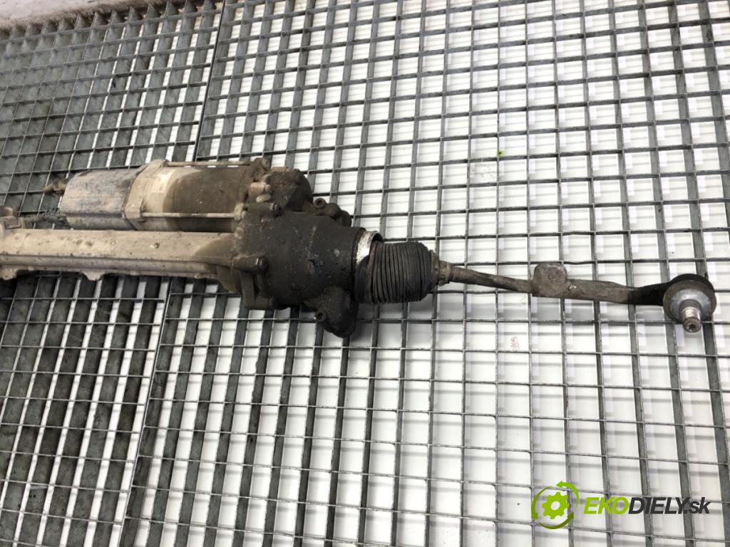 BMW F30 sedan 2015 180 kW 328 i xDrive 1997 řízení 6870469 (Řízení)