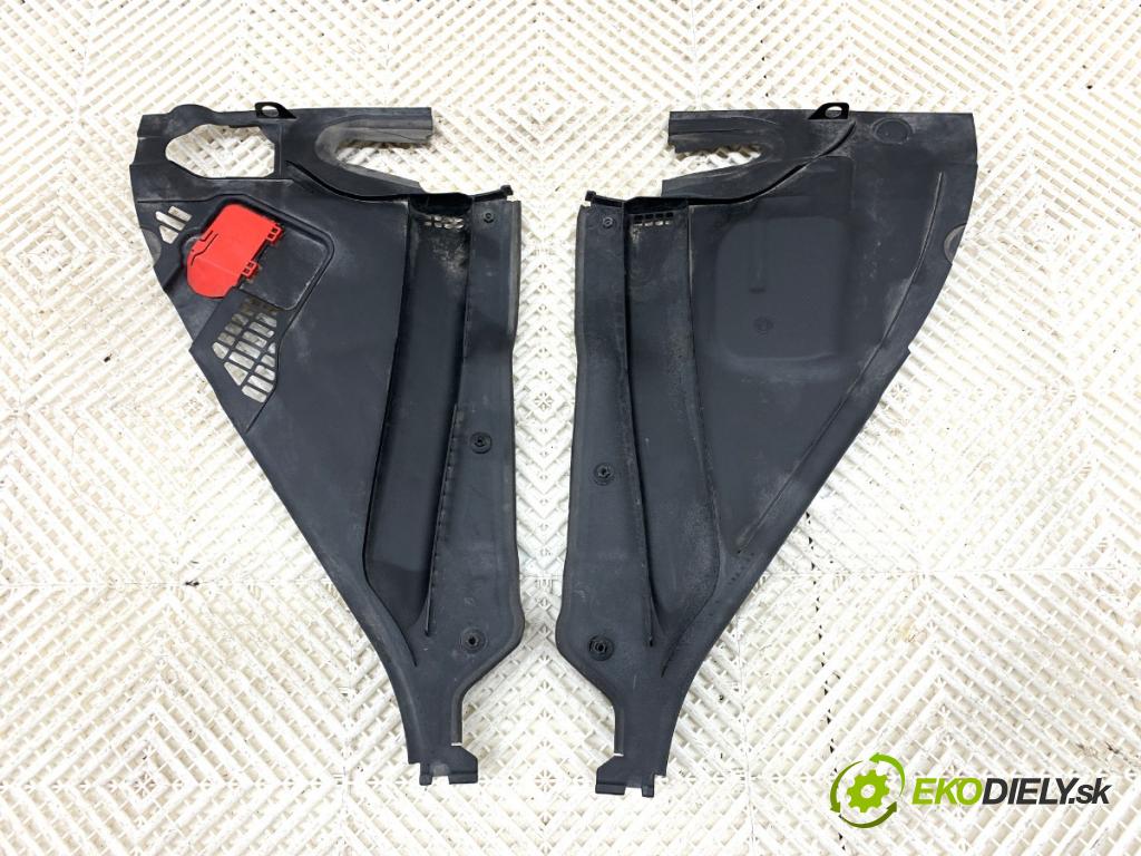 BMW F30 sedan 2015 180 kW 328 i xDrive 1997 torpédo plast pod čelní okno 74850610 (Plast pod čelním sklem)