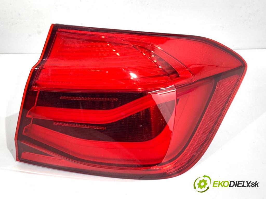 BMW F30 sedan 2015 180 kW 328 i xDrive 1997 Svetlo pravy zad 