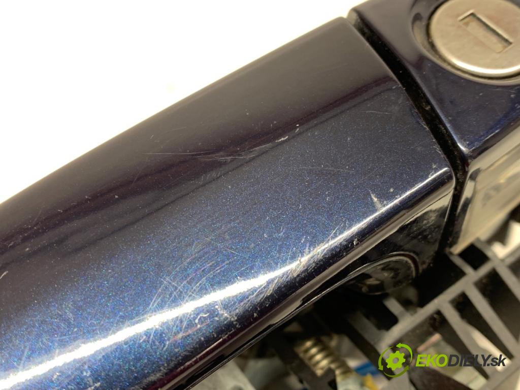 BMW F30 sedan 2015 180 kW 328 i xDrive 1997 Kľučka vonkajšia ľavy predný