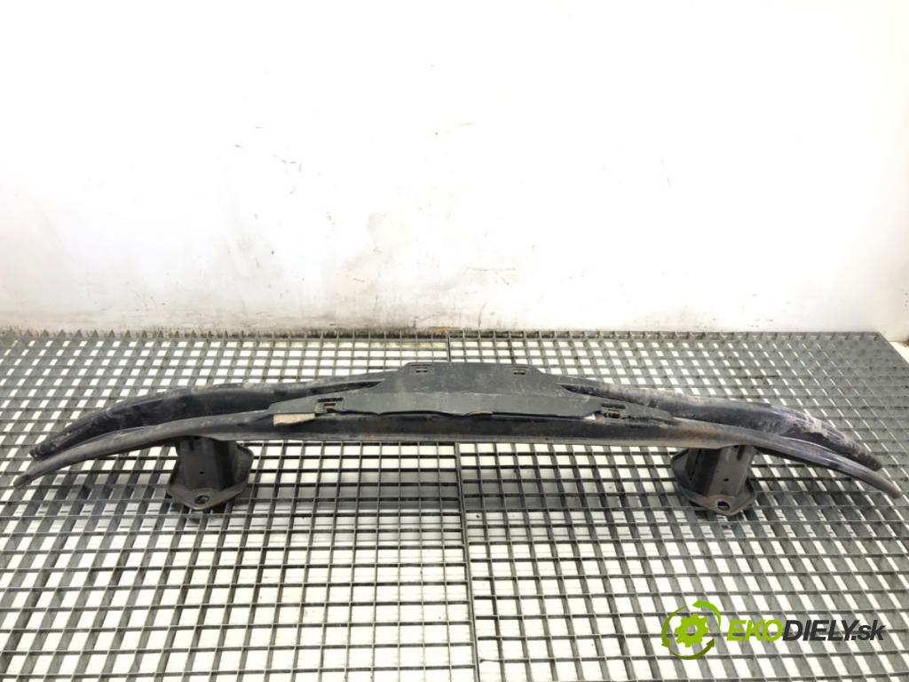 BMW F30 sedan 2015 180 kW 328 i xDrive 1997 výztuha nárazníka zadní část 7256921 (Zadní výztuha)