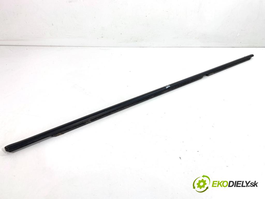 BMW F30 sedan 2015 180 kW 328 i xDrive 1997 Lišta Sbírání: zad pravy 7258293