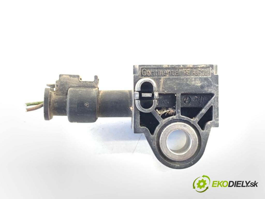 BMW F30 sedan 2015 180 kW 328 i xDrive 1997 Snímač nárazu 9196042 (Snímač nárazu)