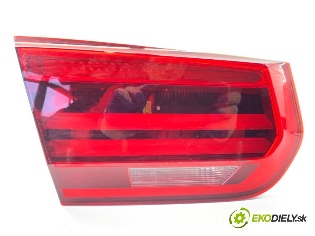 BMW F30 sedan 2015 180 kW 328 i xDrive 1997 Svetlo zad ľavá strana vnútorná 7369121 (Kľučka dverí ostatné)