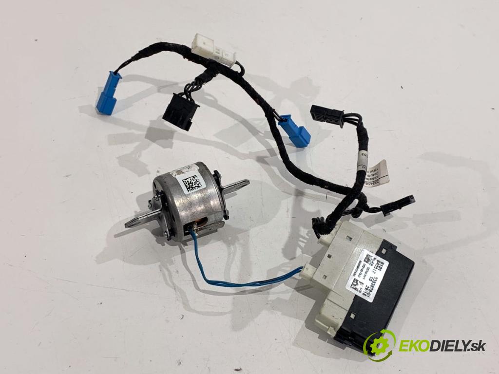 BMW F30 sedan 2015 180 kW 328 i xDrive 1997 GENERATOR: volantu 9383878