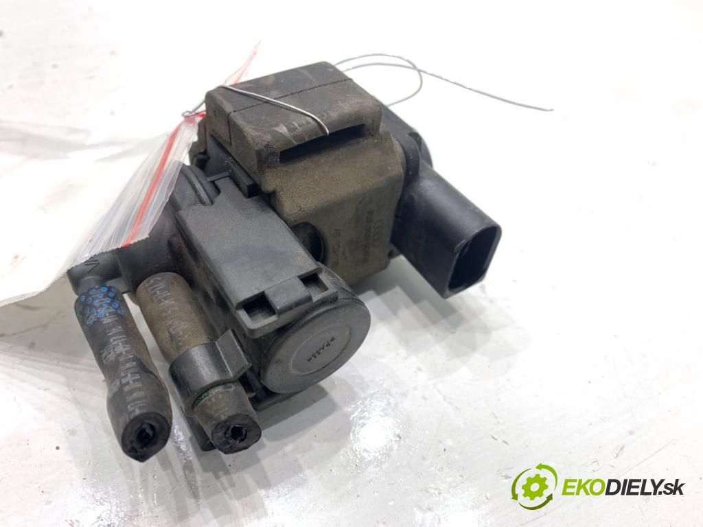 AUDI A6 C7 Kombi 2017 445 kW RS6 performance quattro 3993 Ventil tlaku 059906629D (Ventil)