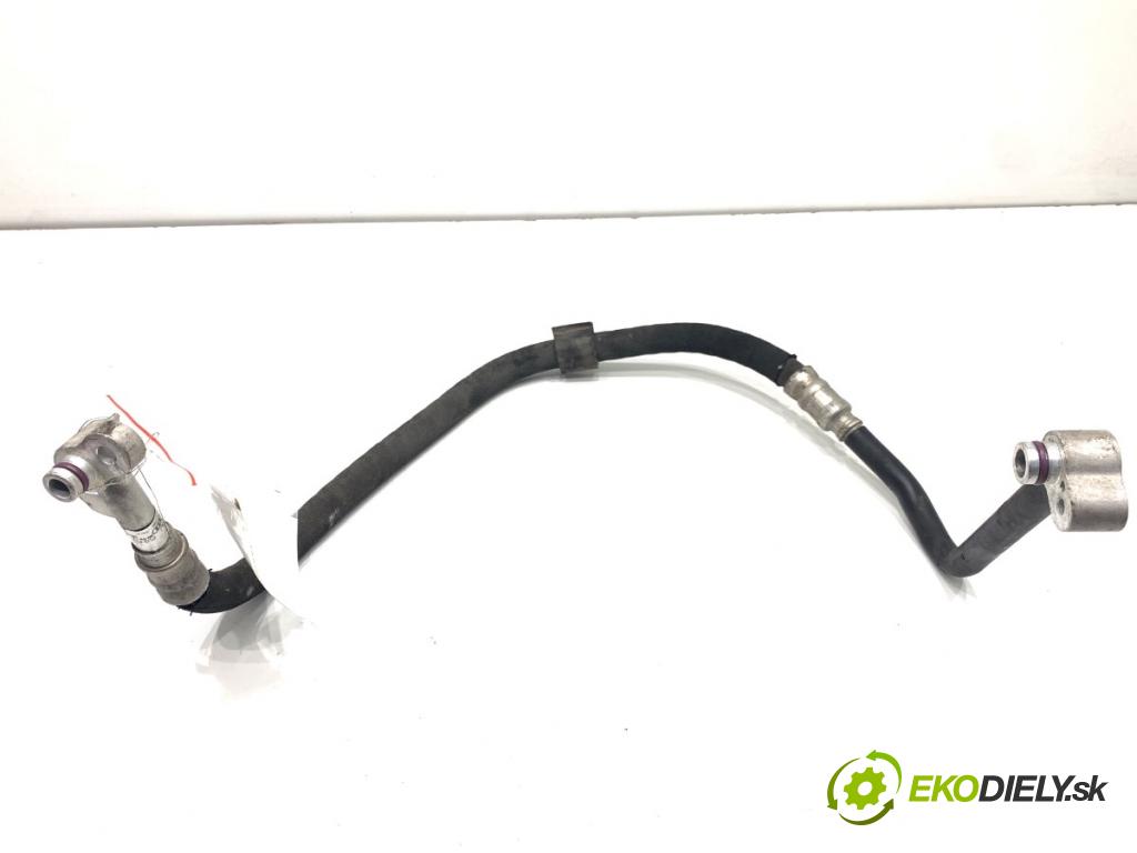 AUDI A6 C7 Kombi 2017 445 kW RS6 performance quattro 3993 rúrka klimatizace 4G0260701AJ (Trubka klimatizace)