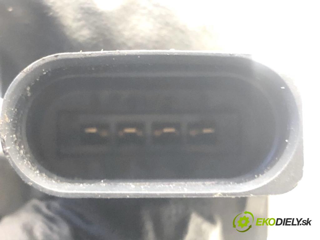 AUDI A6 C7 Kombi 2017 445 kW RS6 performance quattro 3993 Snímač tlaku 038906051K (Snímač tlaku)