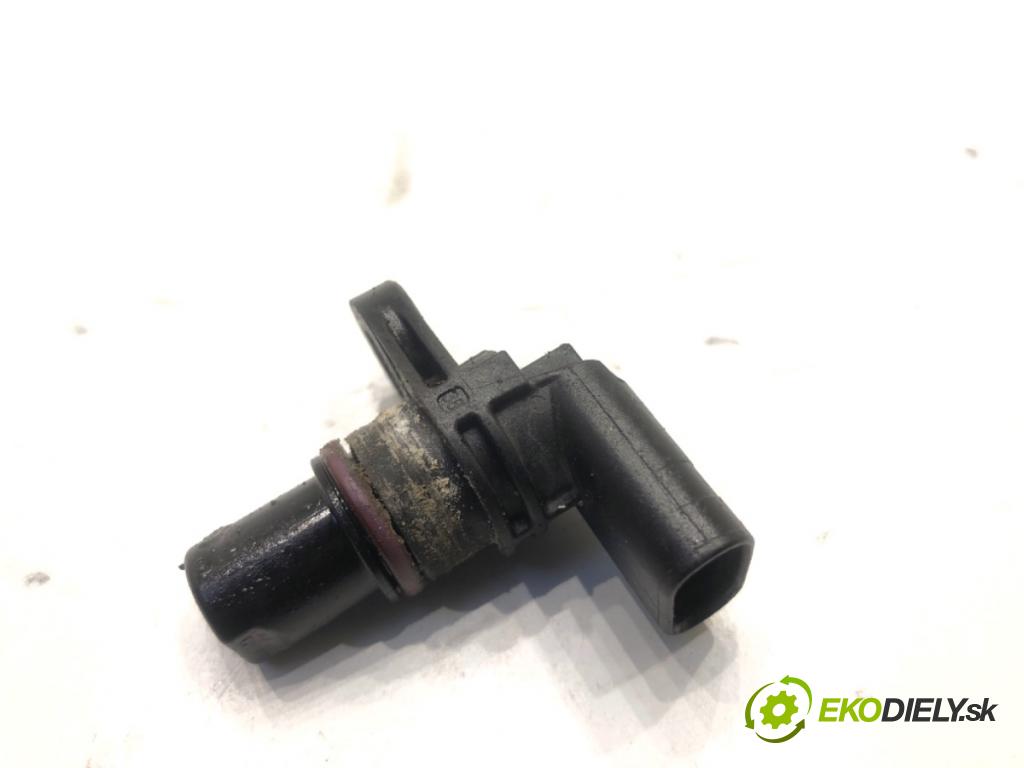 AUDI A6 C7 Kombi 2017 445 kW RS6 performance quattro 3993 Snímač pozície vačkového hriadeľa 04C907601 (Snímač polohy kľukového hriadeľa)