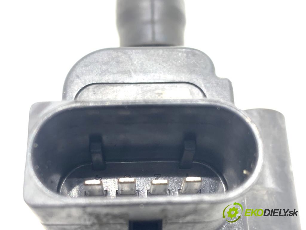 AUDI A6 C7 Kombi 2017 445 kW RS6 performance quattro 3993 Cievka zapaľovacia 079905110N (Zapaľovacia cievka)