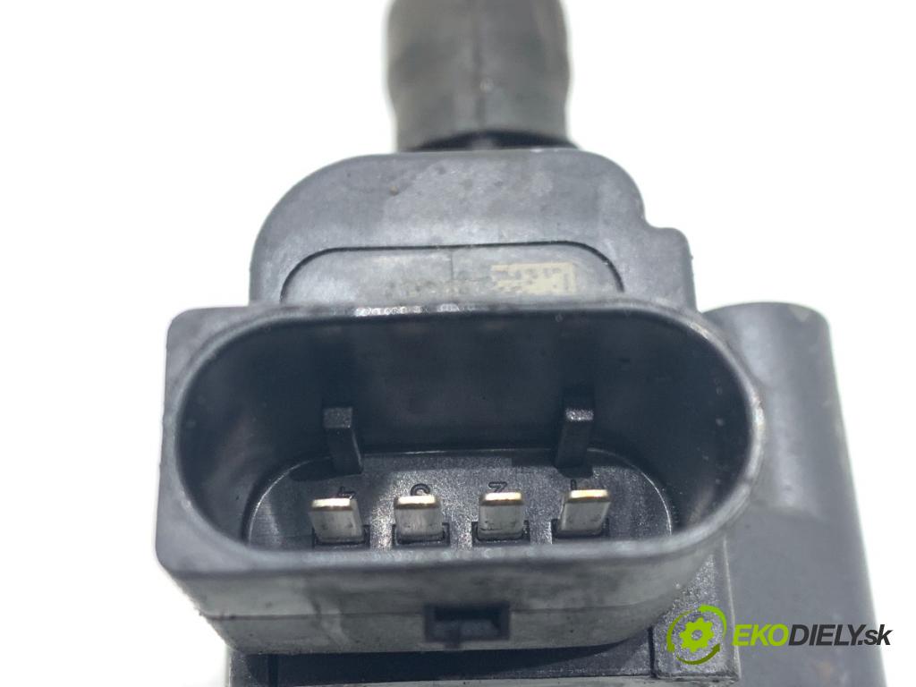 AUDI A6 C7 Kombi 2017 445 kW RS6 performance quattro 3993 Cievka zapaľovacia 079905110N (Zapaľovacia cievka)