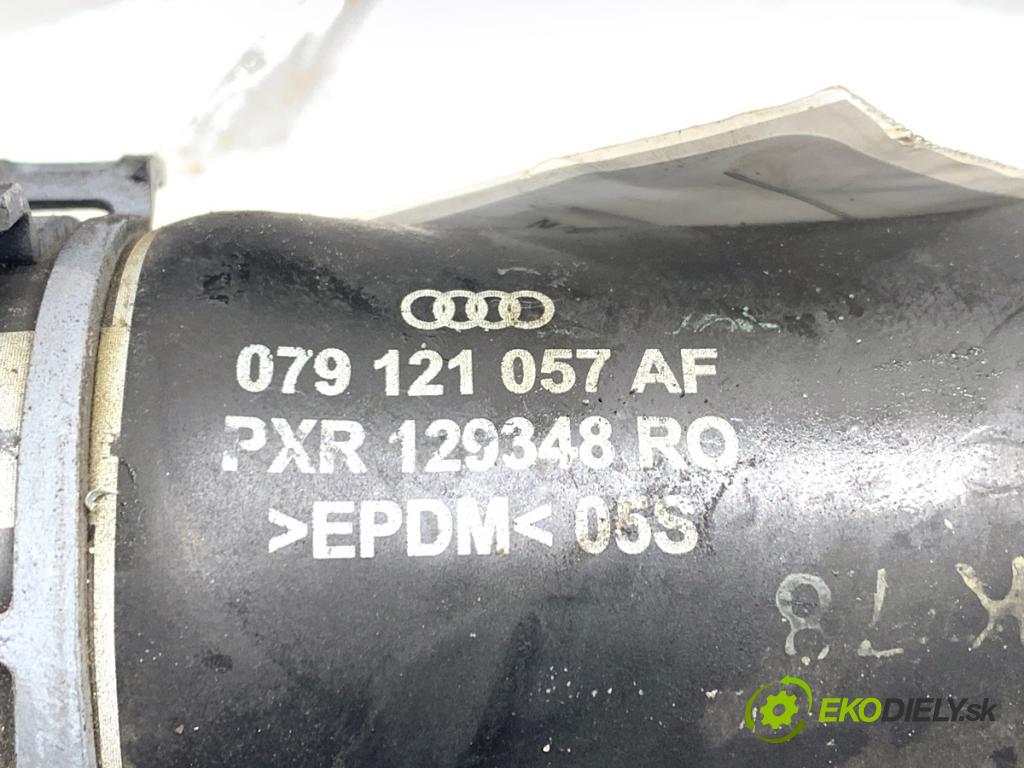 AUDI A6 C7 Kombi 2017 445 kW RS6 performance quattro 3993 priruba vodný 079121057AF