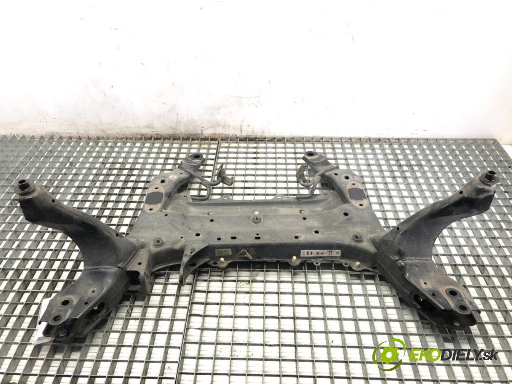 BMW F44 coupe 2021 131 kW 220 i 1998 Výstuha pod Motor 6872729 (Výstuha predná)