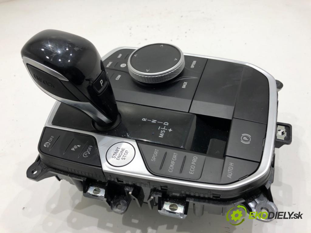 BMW F44 coupe 2021 131 kW 220 i 1998 Kulisa 5A32B97 (Rýchlostná páka (kulisa))