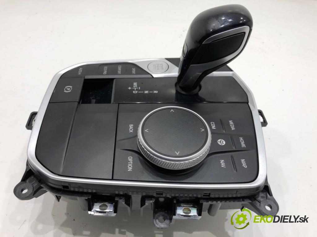 BMW F44 coupe 2021 131 kW 220 i 1998 Kulisa 5A32B97 (Rýchlostná páka (kulisa))