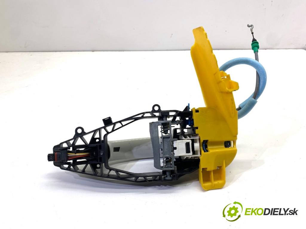 BMW F44 coupe 2021 131 kW 220 i 1998 Kľučka vonkajšia ľavy predný