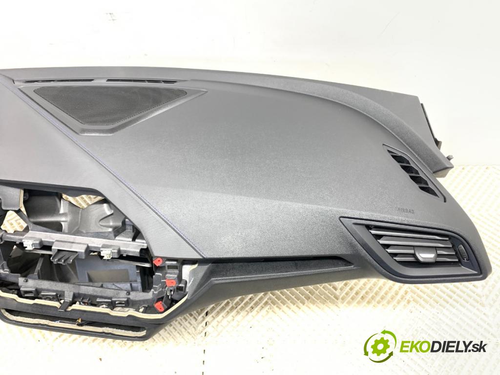 BMW F44 coupe 2021 131 kW 220 i 1998 Palubná doska VANKÚŠ: spolujazdca