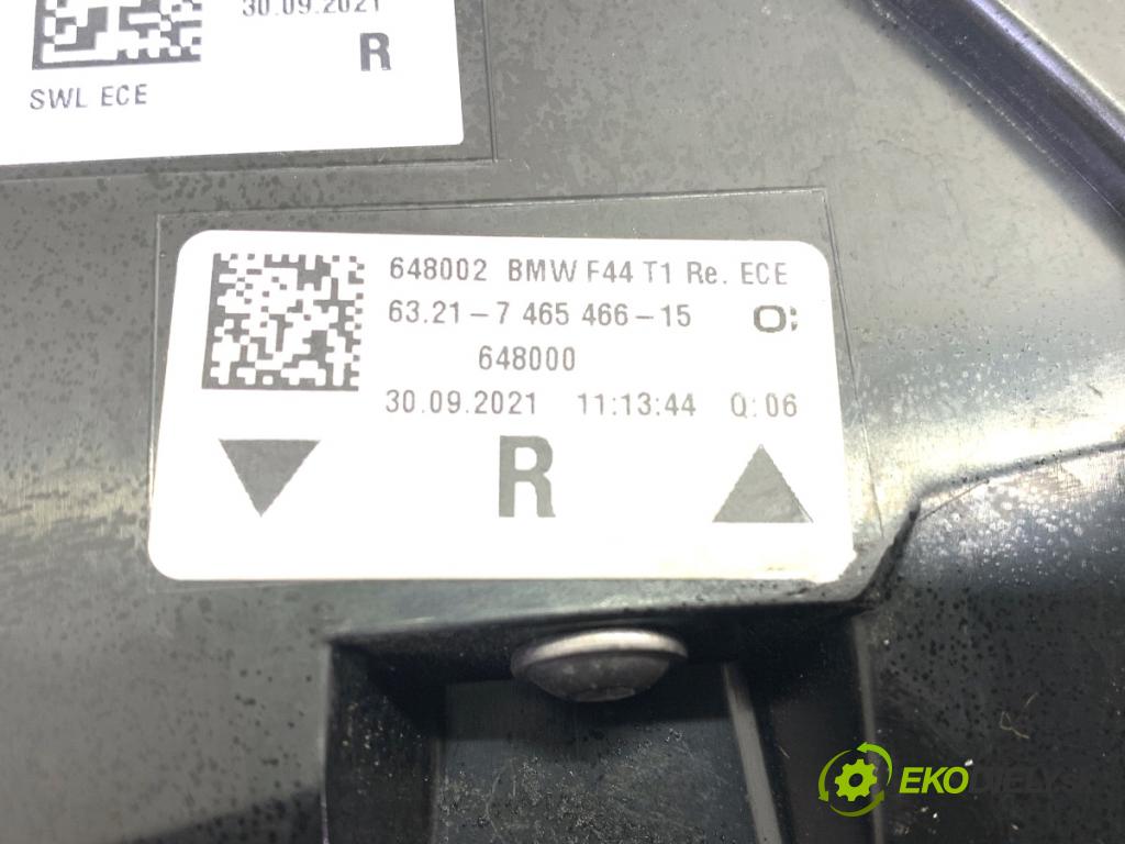 BMW F44 coupe 2021 131 kW 220 i 1998 světlo pravý zadní část 7465466