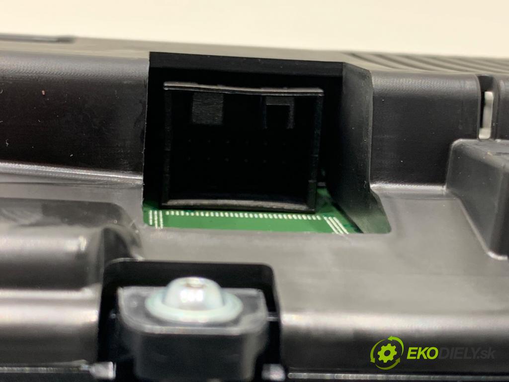 BMW F44 coupe 2021 131 kW 220 i 1998 Prístrojovka 5A4B492 (Prístrojová doska)