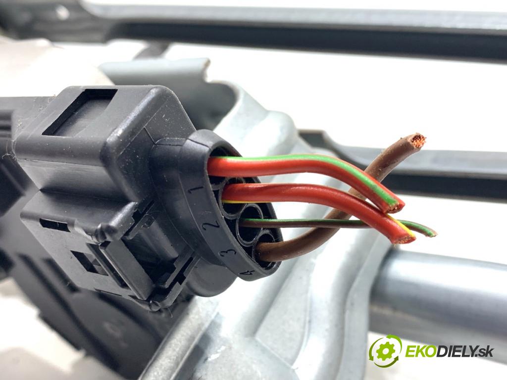 BMW F44 coupe 2021 131 kW 220 i 1998 Mechanizmus stieračov predný 7453953 3397022049 (Motorček stieračov predný)