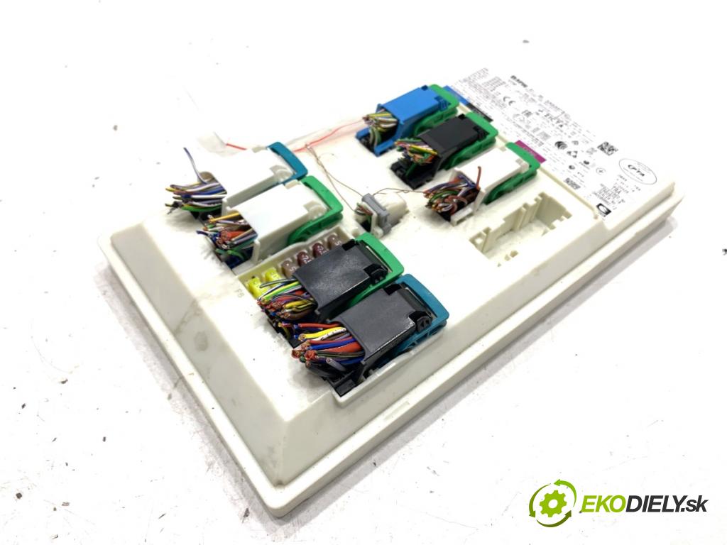 BMW F44 coupe 2021 131 kW 220 i 1998 Modul komfortu 5A53373 (Modul komfortu)