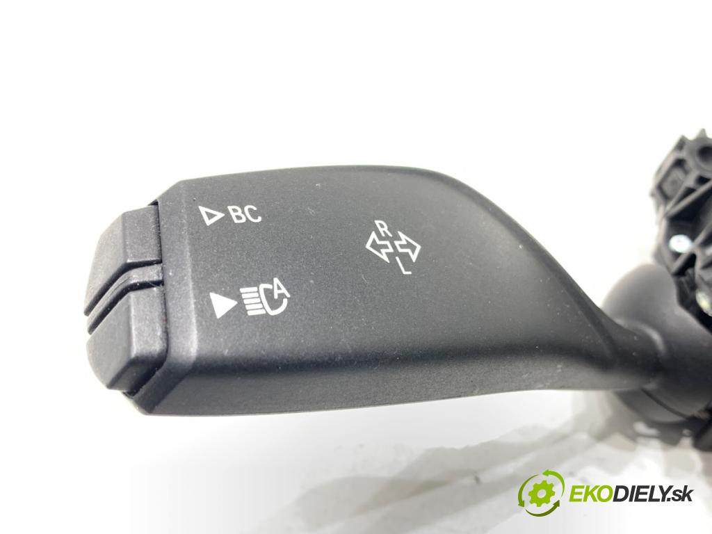 BMW F44 coupe 2021 131 kW 220 i 1998 Prepínač kombinovaný 5A32036 (Prepínacie páčky pod volantom)