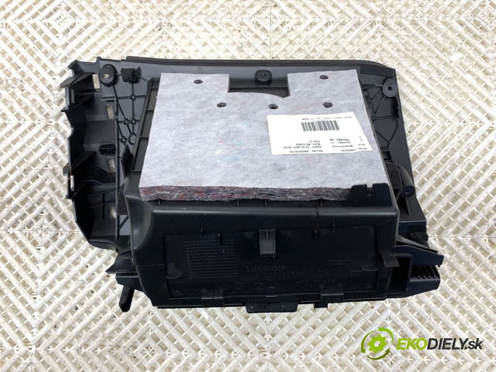 BMW F44 coupe 2021 131 kW 220 i 1998 Priehradka, kastlík spolujazdca 7937981 (Priehradka (kastlík))