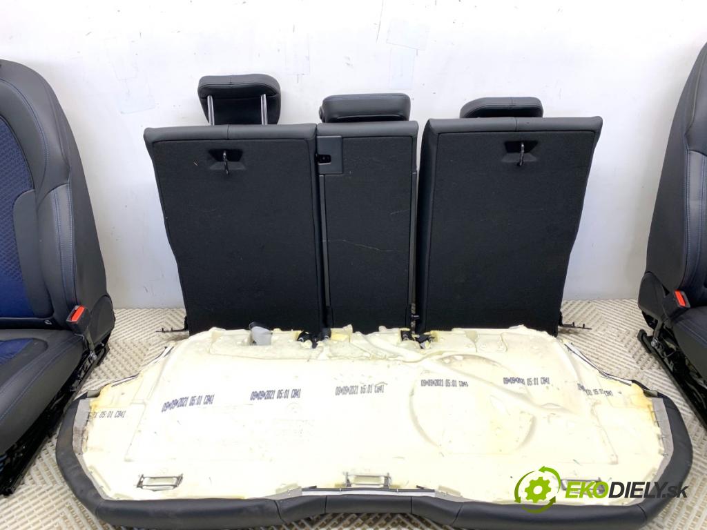 BMW F44 coupe 2021 131 kW 220 i 1998 Sedadlá, sedačky Sedadlo bočné