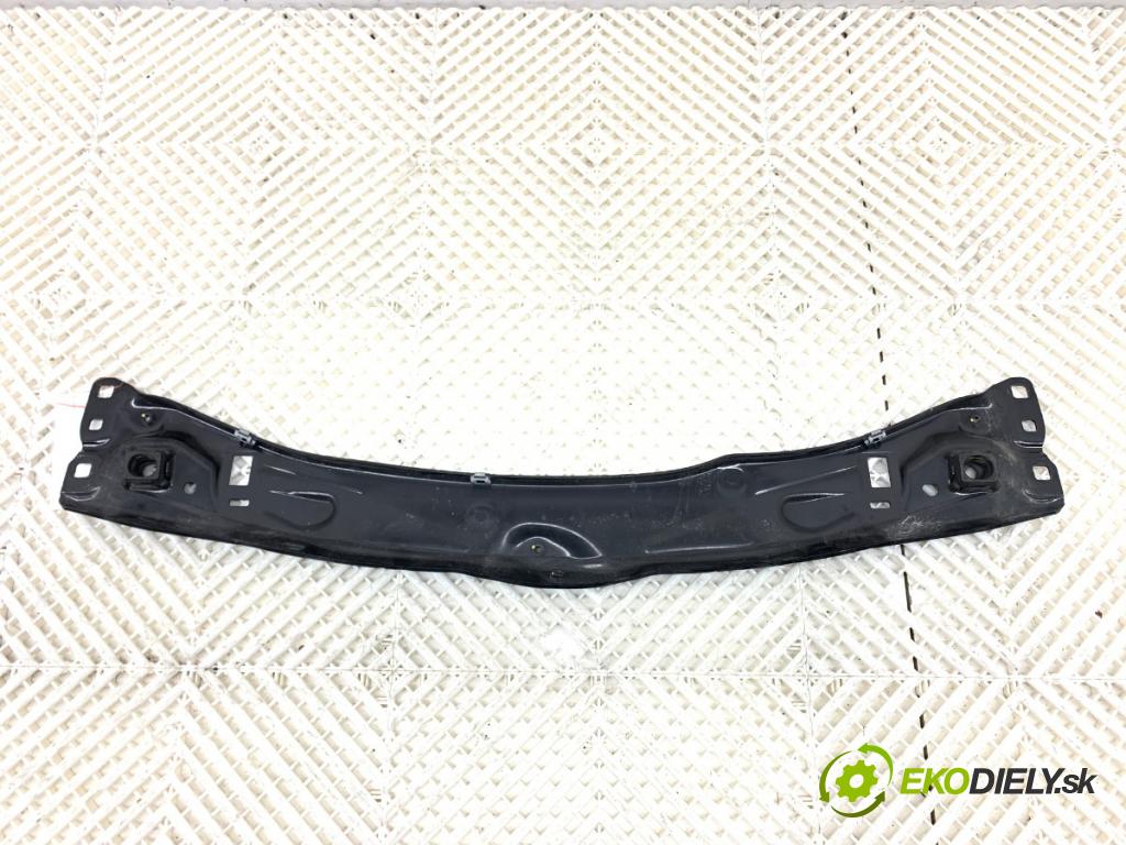 BMW F44 coupe 2021 131 kW 220 i 1998 výztuha horní 7459878 (Výztuha)