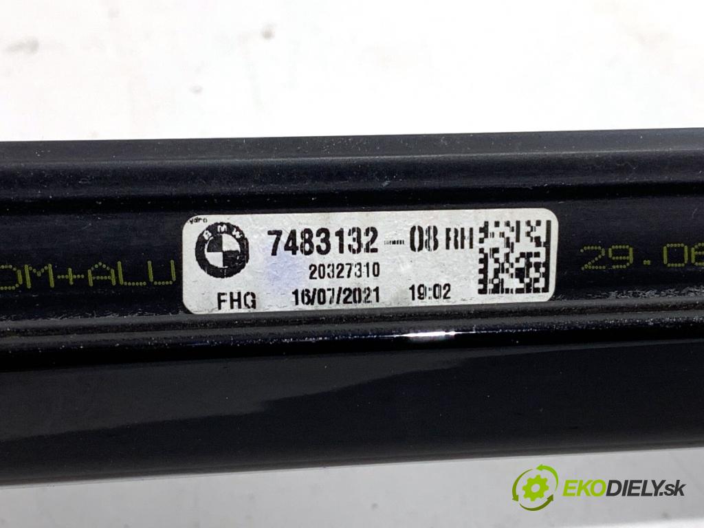 BMW F44 coupe 2021 131 kW 220 i 1998 lišta Sbírání: přední část pravý 7483132 7483148