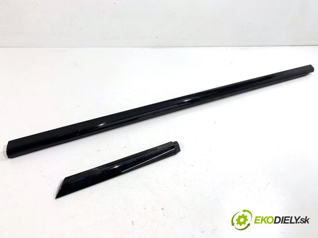 BMW F44 coupe 2021 131 kW 220 i 1998 Lišta Sbírání: predný ľavy 7483131