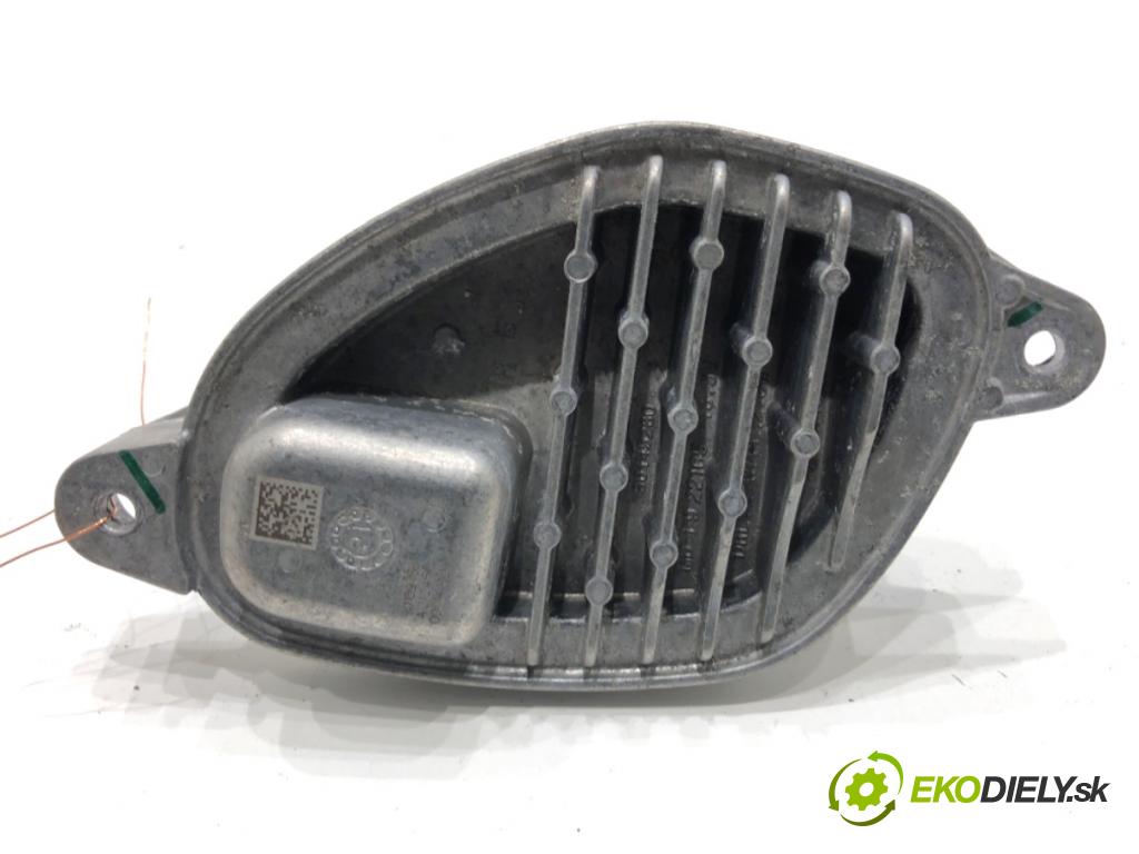 BMW F44 coupe 2021 131 kW 220 i 1998 Modul LED 90145280