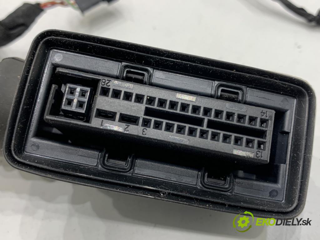 BMW F44 coupe 2021 131 kW 220 i 1998 káblovačka dveře zadní část levý 8727993