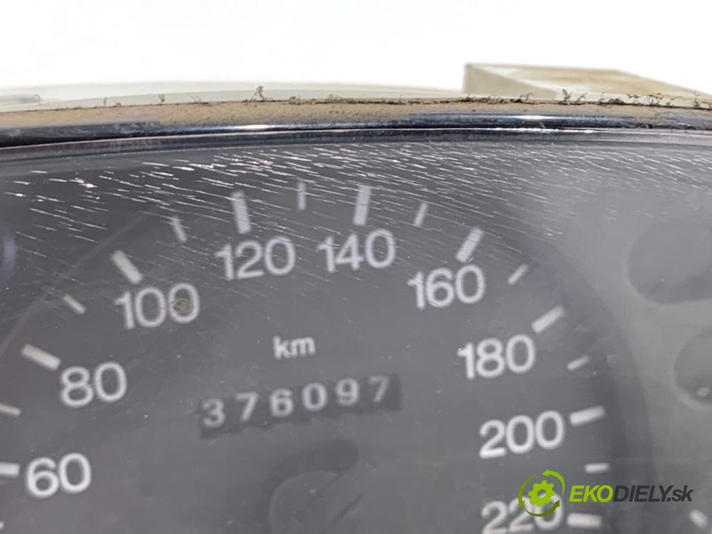 FORD TRANSIT IV Autobus 2003 63 kW 2.0 DI (F_E_, F_F_, F_G_) 1998 Prístrojovka YC1F-10849-EE (Prístrojová doska)