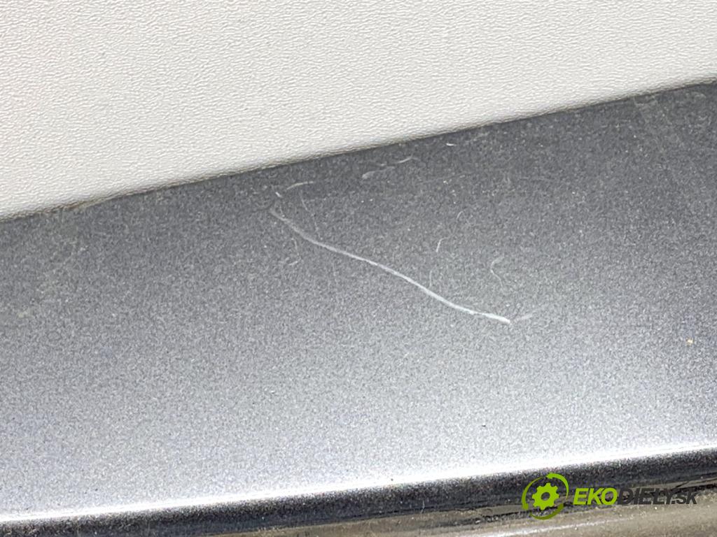 TOYOTA RAV 4 IV SUV 2017 114 kW 2.5 Hybrid 4WD (AVA44_) 2494 kapota zad