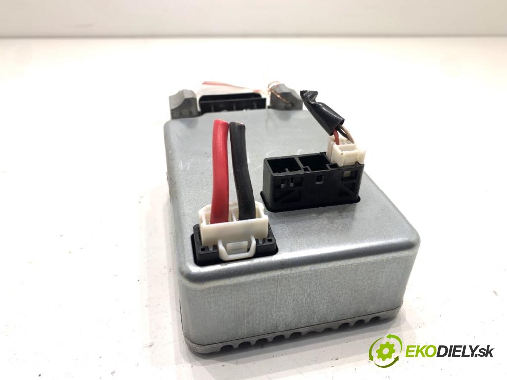 TOYOTA RAV 4 IV SUV 2017 114 kW 2.5 Hybrid 4WD (AVA44_) 2494 Modul servočerpadlo 89650-42211 (Riadiaca jednotka ostatné)