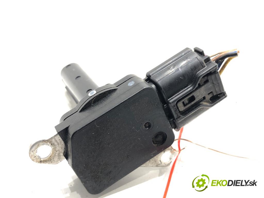 TOYOTA RAV 4 IV SUV 2017 114 kW 2.5 Hybrid 4WD (AVA44_) 2494 Váha vzduchu 22204-0V020 (Váha vzduchu)