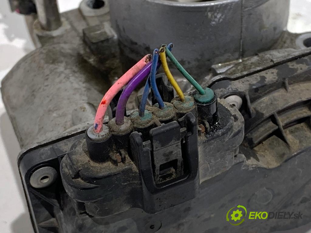 TOYOTA RAV 4 IV SUV 2017 114 kW 2.5 Hybrid 4WD (AVA44_) 2494 Škrtiaca klapka 22030-36020 (Škrtiaca klapka)