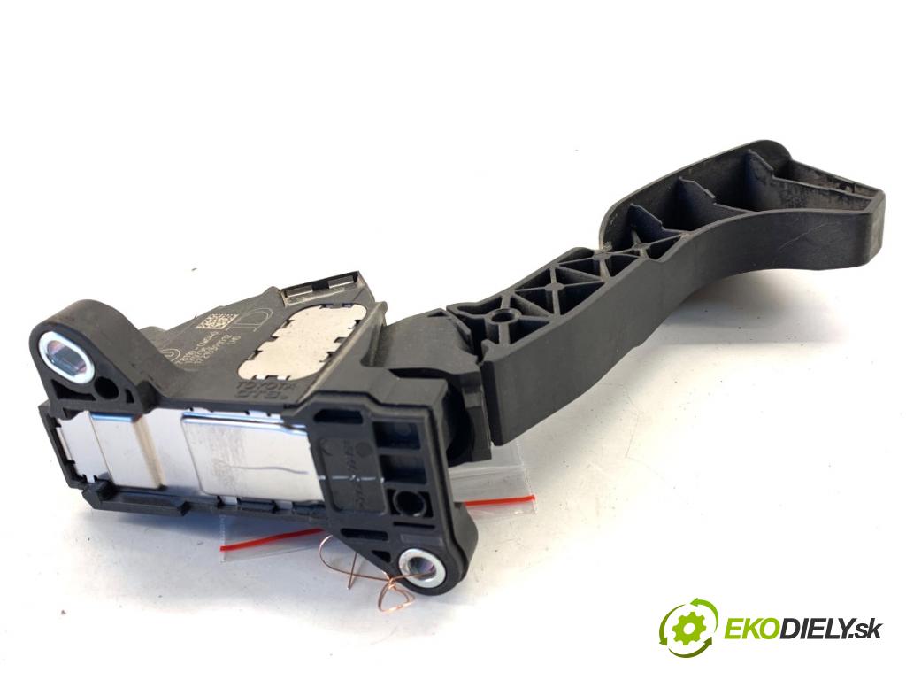 TOYOTA RAV 4 IV SUV 2017 114 kW 2.5 Hybrid 4WD (AVA44_) 2494 Potenciometer plynu 78110-0W040 (Potenciometer plynového pedálu)