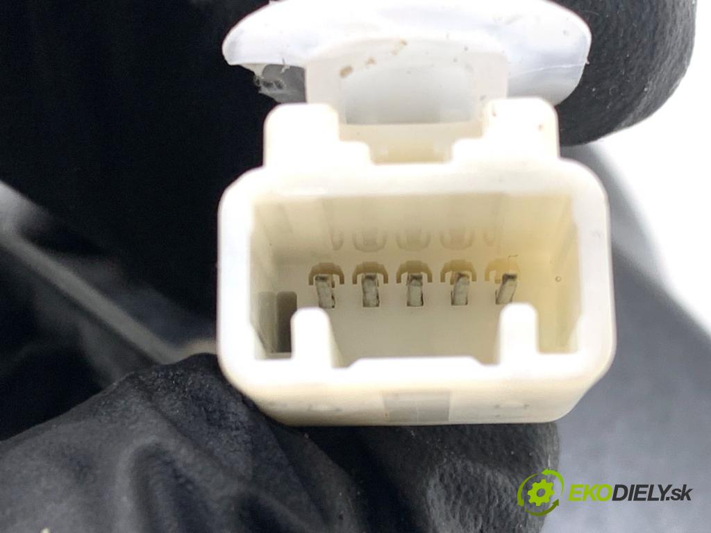 TOYOTA RAV 4 IV SUV 2017 114 kW 2.5 Hybrid 4WD (AVA44_) 2494 Spätné zrkadlo vnútorné 87810-0WK00 (Spätné zrkadlo vnútorné)