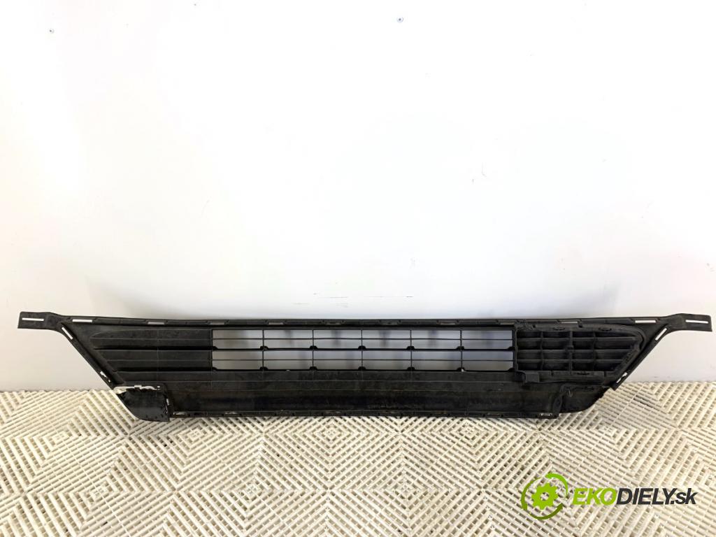 TOYOTA RAV 4 IV SUV 2017 114 kW 2.5 Hybrid 4WD (AVA44_) 2494 Mriežky nárazníka predný stredna 53286-42110