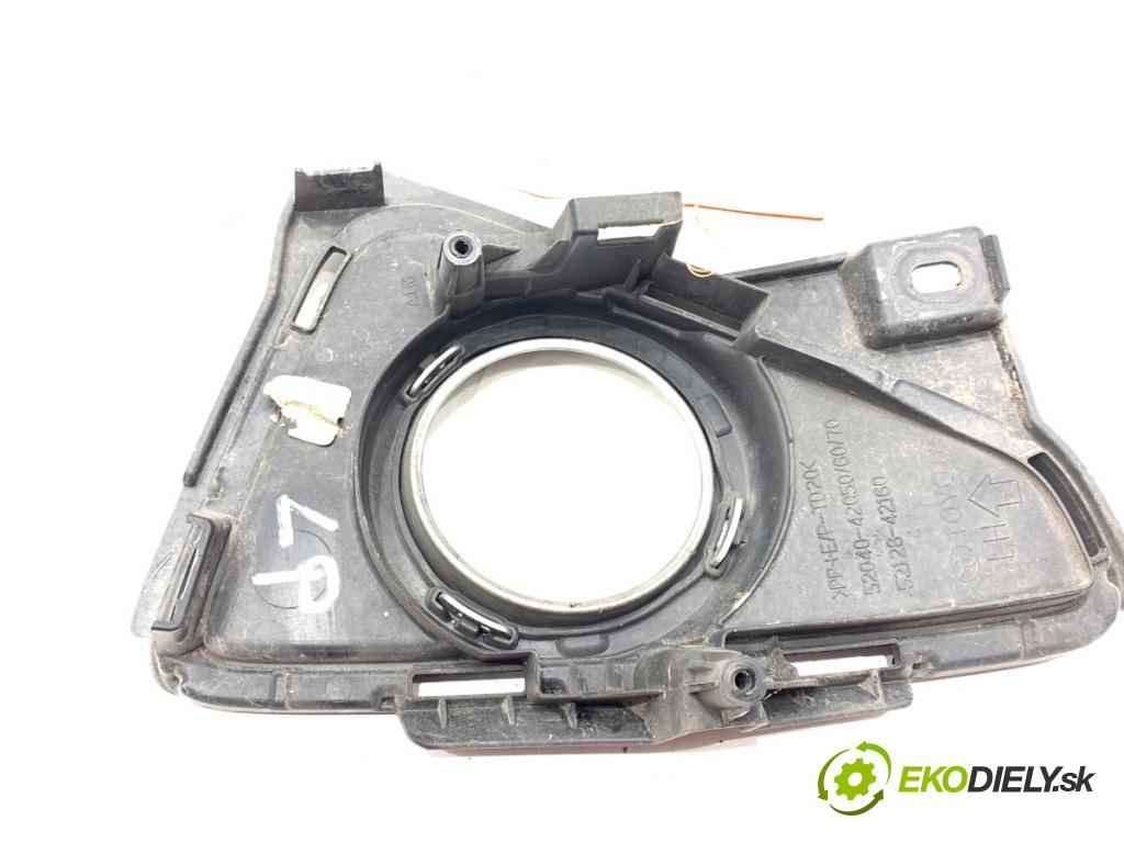 TOYOTA RAV 4 IV SUV 2017 114 kW 2.5 Hybrid 4WD (AVA44_) 2494 Mriežky nárazníka ľavy predný 52040-42050