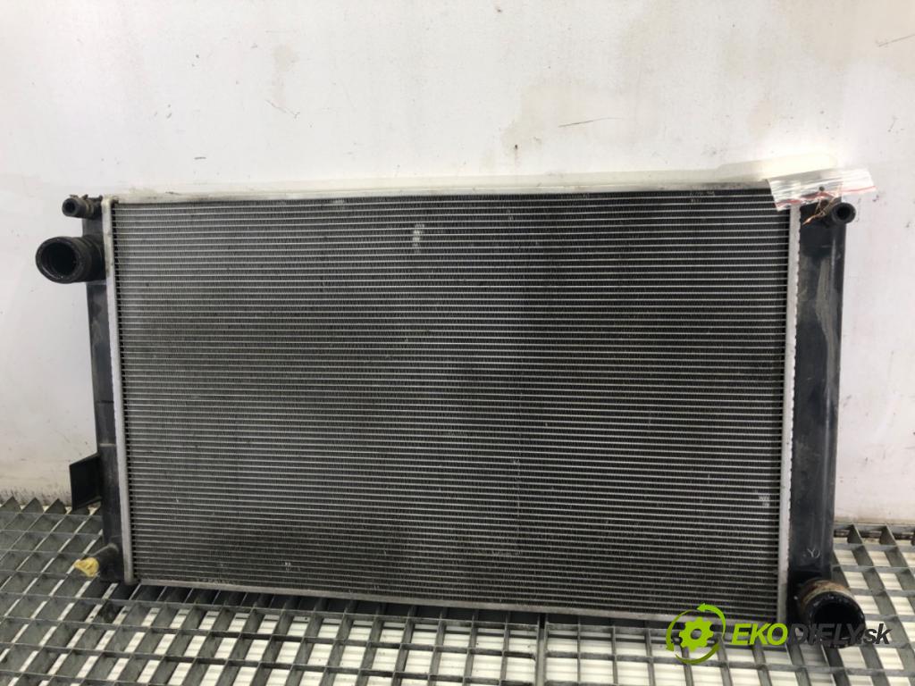 TOYOTA RAV 4 IV SUV 2017 114 kW 2.5 Hybrid 4WD (AVA44_) 2494 chladič vody 422135-3980 (Vodní chladič)