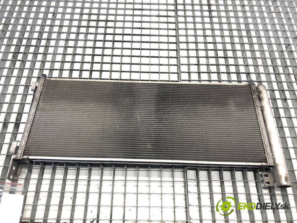 TOYOTA RAV 4 IV SUV 2017 114 kW 2.5 Hybrid 4WD (AVA44_) 2494 chladič klimatizace  (Chladič klimatizace)