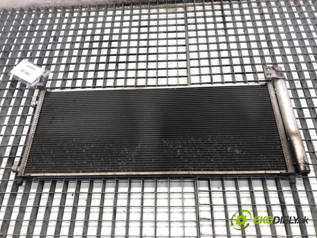 TOYOTA RAV 4 IV SUV 2017 114 kW 2.5 Hybrid 4WD (AVA44_) 2494 chladič klimatizace  (Chladič klimatizace)