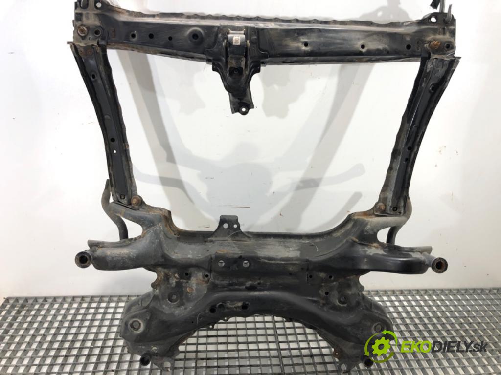 TOYOTA RAV 4 IV SUV 2017 114 kW 2.5 Hybrid 4WD (AVA44_) 2494 Výstuha pod Motor  (Výstuha predná)