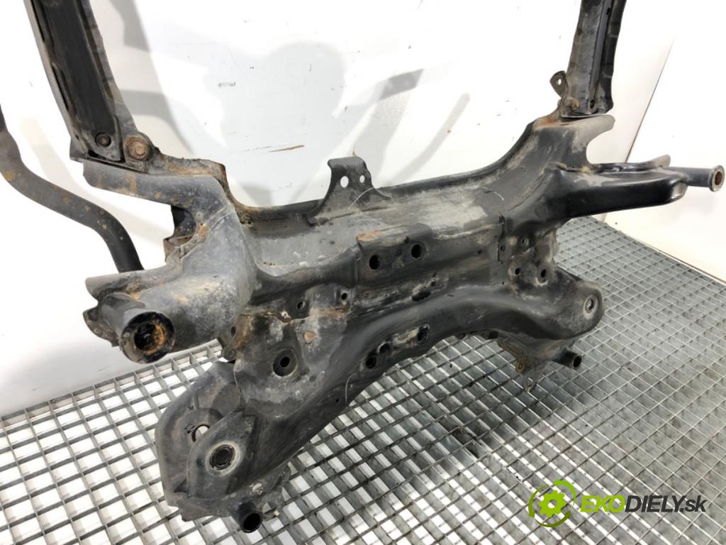 TOYOTA RAV 4 IV SUV 2017 114 kW 2.5 Hybrid 4WD (AVA44_) 2494 Výstuha pod Motor  (Výstuha predná)