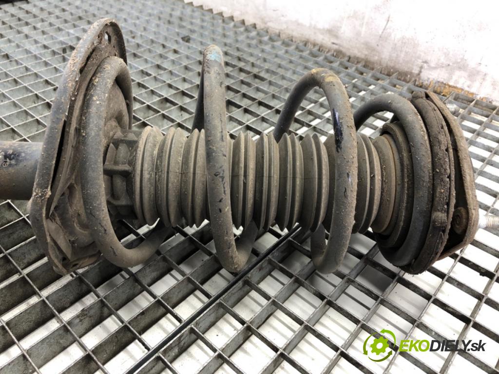 TOYOTA RAV 4 IV SUV 2017 114 kW 2.5 Hybrid 4WD (AVA44_) 2494 Tlmič pravy predný ZE 48510-42610